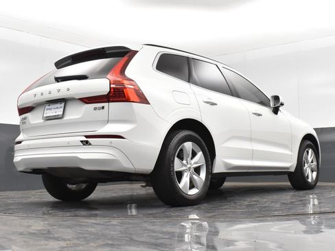 Used 2022 Volvo XC60 B5 Momentum AWD/4WD image 20