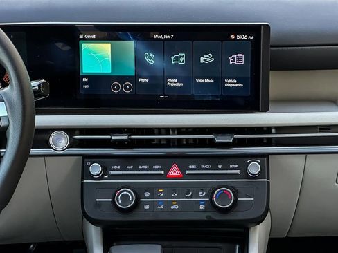 Used 2025 Hyundai Tucson SE image 28