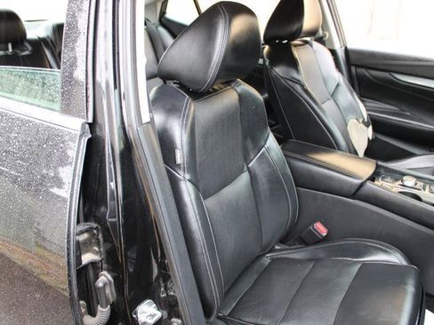 Used 2018 Nissan Maxima 3.5 SV FWD image 11