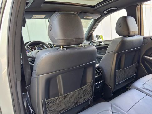 Used 2017 Mercedes-Benz GLE 350 image 36