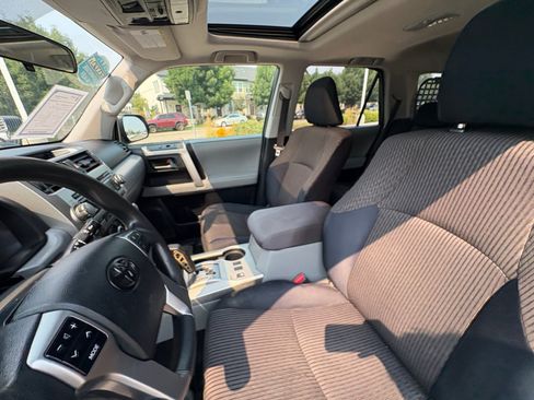 Used 2010 Toyota 4Runner SR5 AWD/4WD image 14
