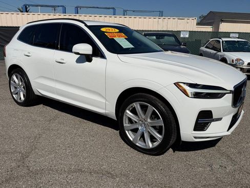Used 2022 Volvo XC60 B5 Momentum AWD/4WD image 3