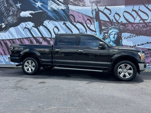 Used 2018 Ford F150 XLT w/ Equipment Group 302A Luxury AWD/4WD image 1