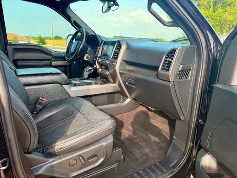 Used 2019 Ford F150 XLT w/ Equipment Group 302A Luxury AWD/4WD image 16