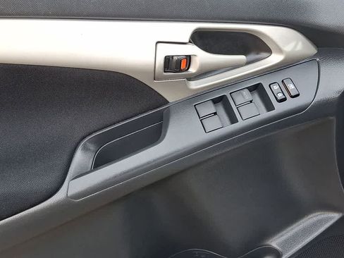 Used 2009 Toyota Matrix image 10