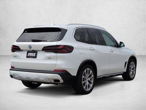 Certified 2026 BMW X5 xDrive50e w/ Climate Comfort Package AWD/4WD image 5