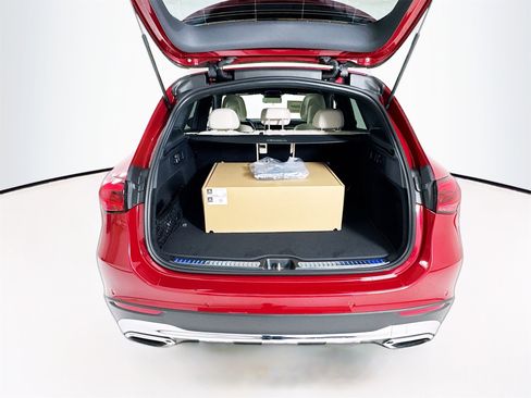 New 2026 Mercedes-Benz GLC 300 image 29