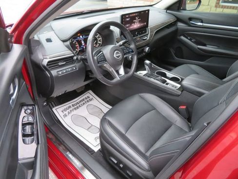 Used 2024 Nissan Altima 2.5 SL FWD image 21