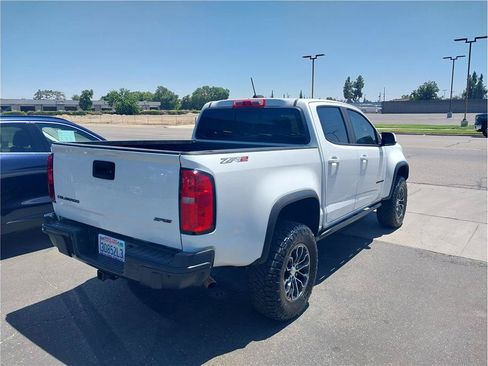 Used 2022 Chevrolet Colorado ZR2 AWD/4WD image 4