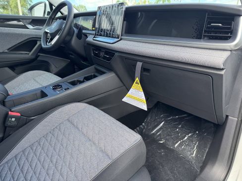 New 2025 Volkswagen Tiguan S image 11