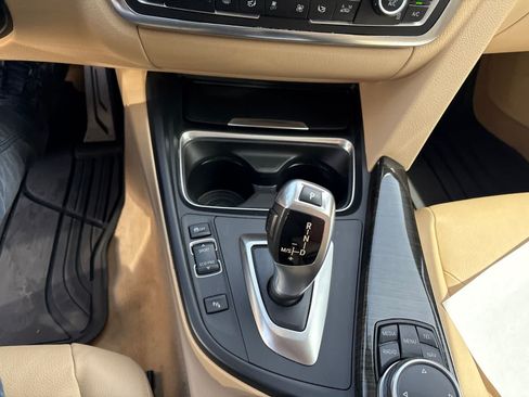 Used 2015 BMW 328i xDrive Sedan AWD/4WD image 4