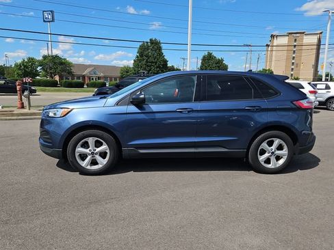Used 2019 Ford Edge SE FWD image 2
