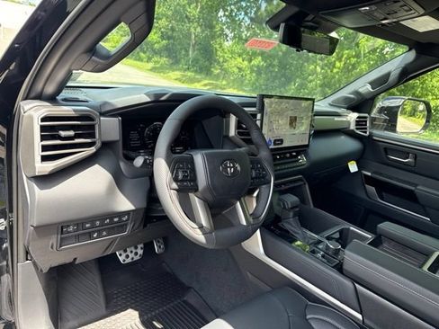 New 2026 Toyota Tundra Limited AWD/4WD image 12