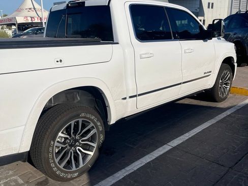 Used 2025 RAM 1500 Limited AWD/4WD image 12