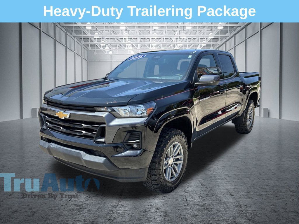 Used 2024 Chevrolet Colorado LT w/ LT Convenience Package II RWD image 3