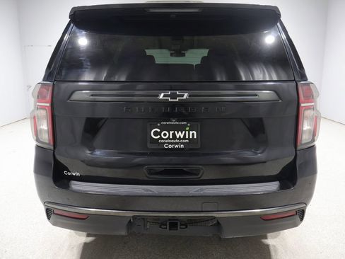 Used 2021 Chevrolet Suburban Z71 w/ Z71 Signature Package AWD/4WD image 3