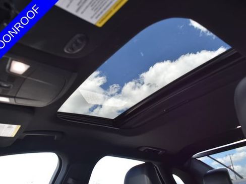 Used 2020 Lincoln MKZ Reserve w/ Elements Package AWD/4WD image 7
