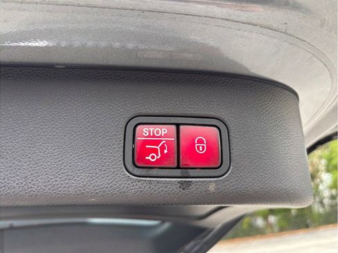 Used 2017 Mercedes-Benz GLS 450 4MATIC image 54
