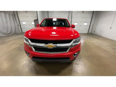 Used 2019 Chevrolet Colorado LT w/ Safety Package AWD/4WD image 3