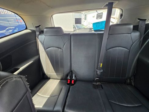 Used 2017 Chevrolet Traverse Premier AWD/4WD image 11