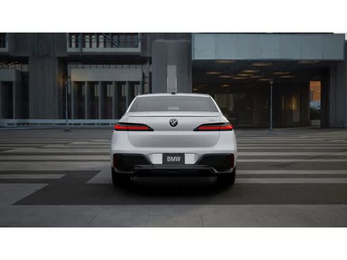 New 2026 BMW 740i w/ Premium Package image 5