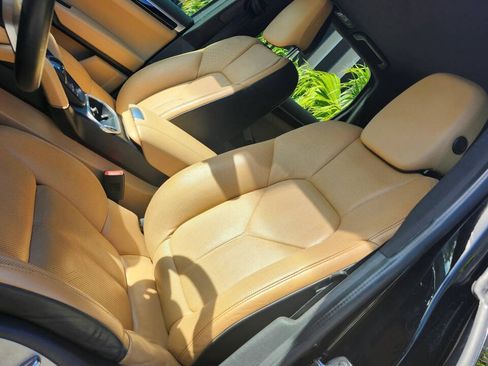 Used 2017 Porsche Cayenne AWD/4WD image 26