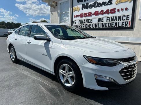 Used 2023 Chevrolet Malibu LS w/ Driver Confidence Package image 2