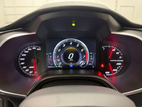 Used 2016 Chevrolet Corvette Stingray Convertible RWD image 19