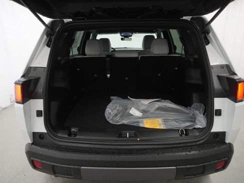 New 2026 Jeep Cherokee Laredo AWD/4WD image 30