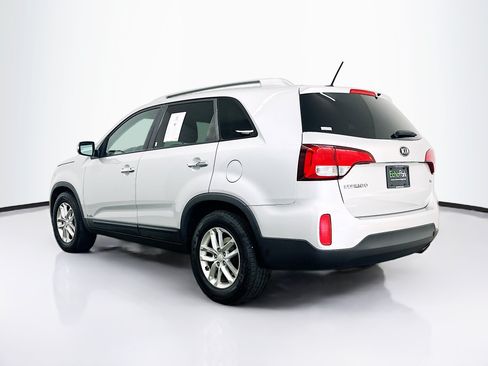 Used 2015 Kia Sorento LX AWD/4WD image 5
