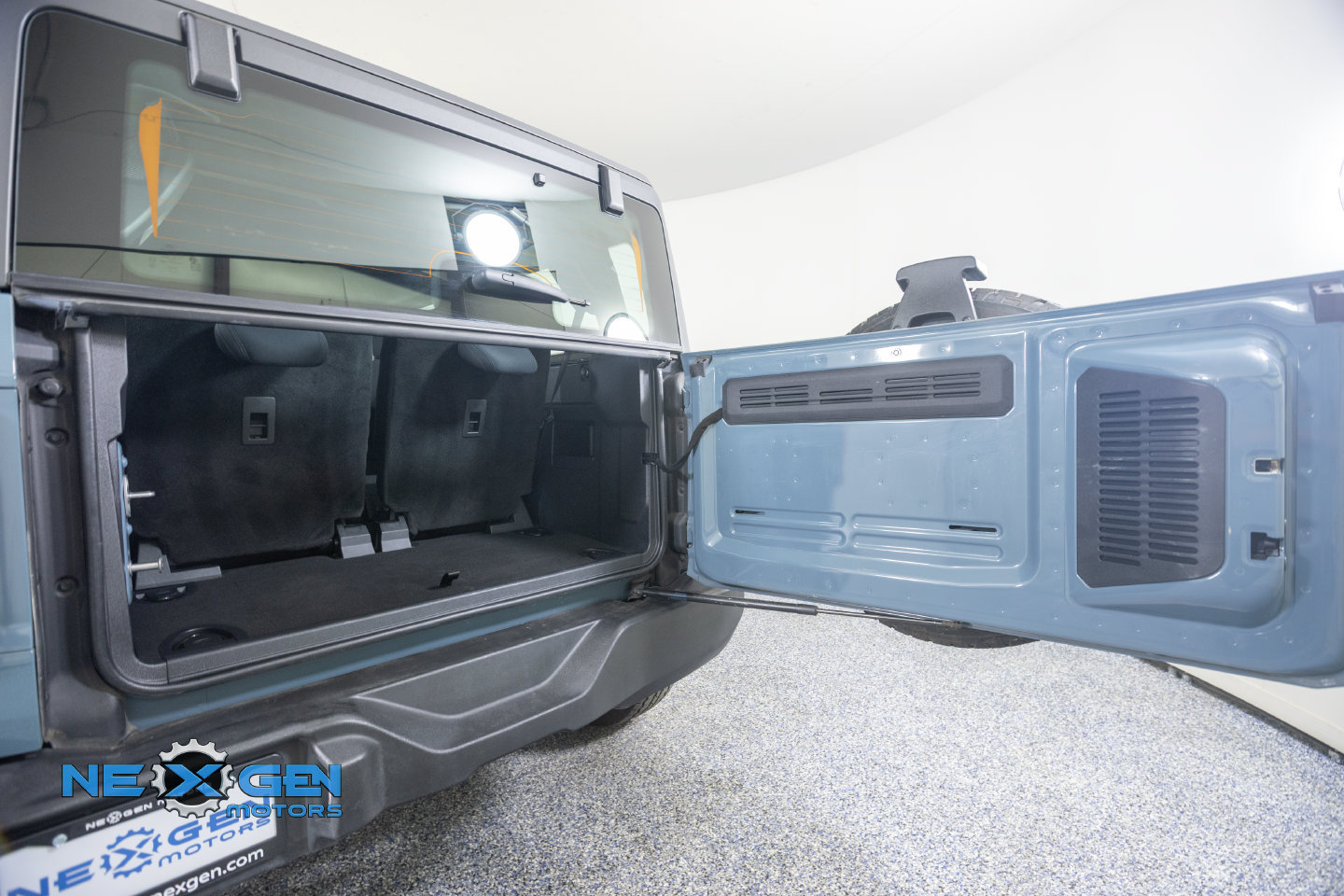Used 2022 Ford Bronco 2-Door AWD/4WD image 35