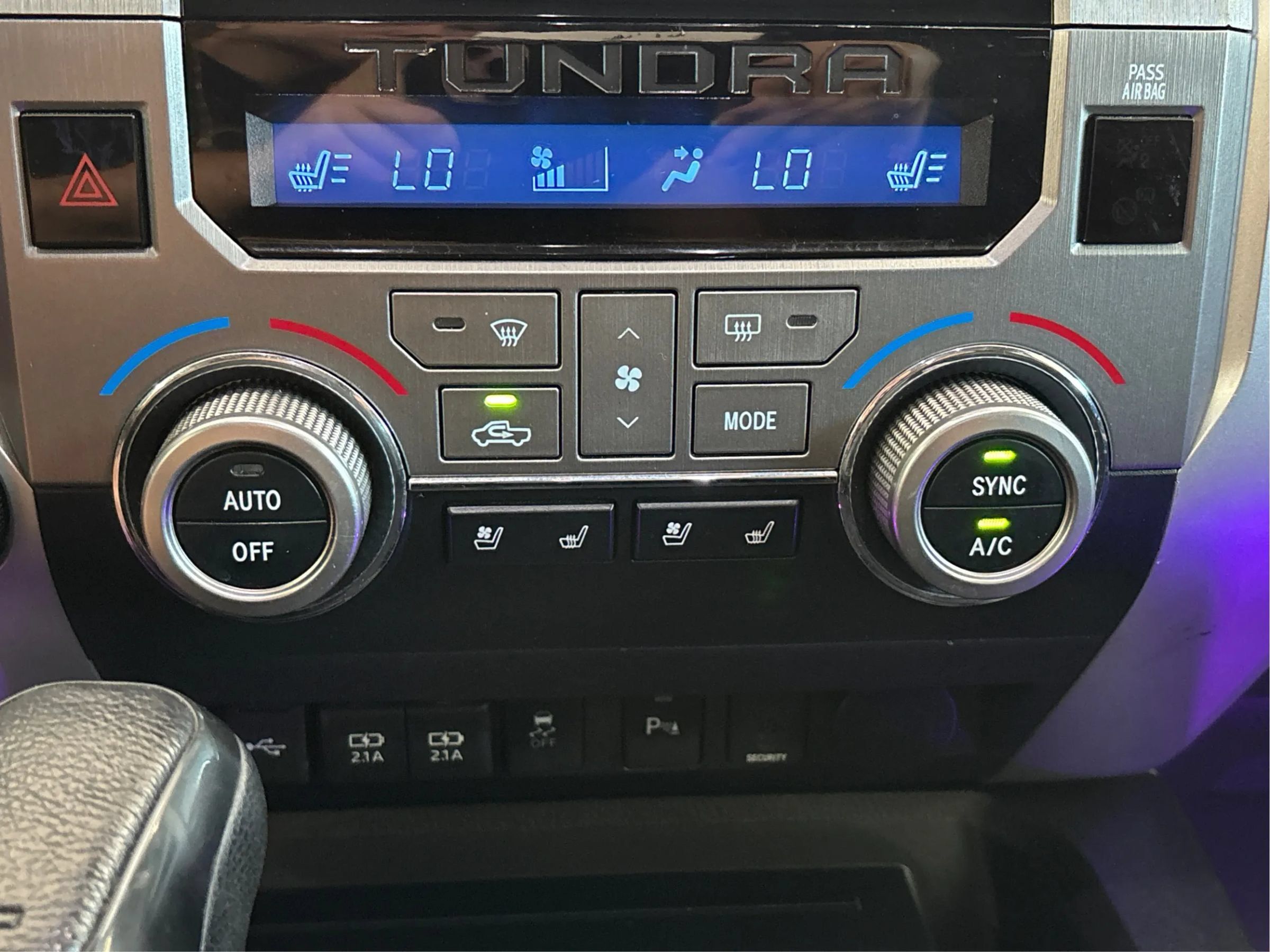 Used 2020 Toyota Tundra Platinum AWD/4WD image 42