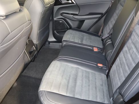 New 2026 Mitsubishi Outlander Trail Edition image 17