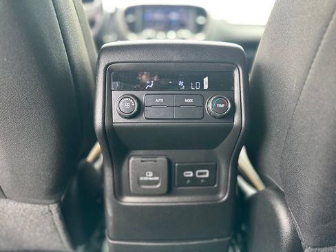 Used 2023 GMC Acadia AT4 AWD/4WD image 22