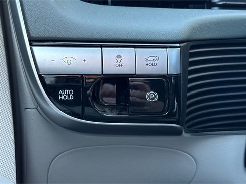 Used 2024 Hyundai Ioniq 5 Limited image 39