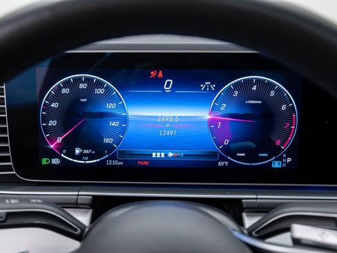 Used 2025 Mercedes-Benz GLE 350 4MATIC image 16