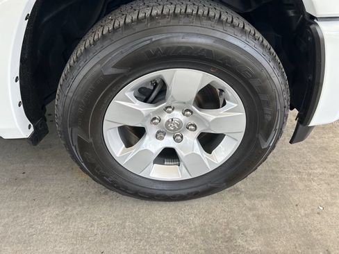 Used 2025 RAM 1500 Big Horn AWD/4WD image 27