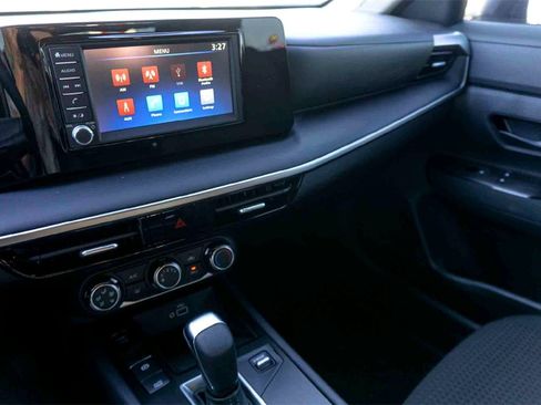 New 2025 Nissan Kicks S image 14