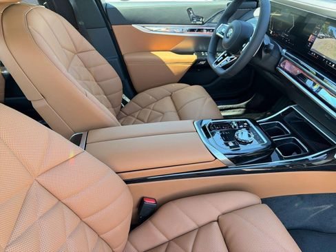 New 2026 BMW 740i RWD image 31
