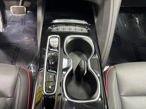 Used 2023 Buick Envision Essence w/ Sport Touring Package AWD/4WD image 25