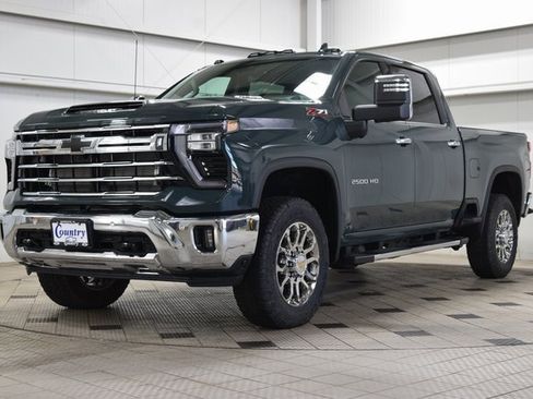 New 2026 Chevrolet Silverado 2500 LTZ w/ LTZ Premium Package image 3