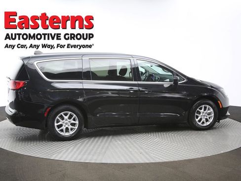 Used 2023 Chrysler Voyager LX FWD image 42