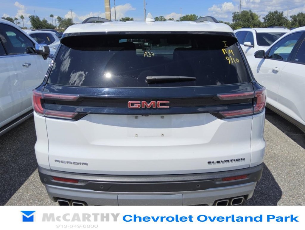 Used 2024 GMC Acadia Elevation FWD image 3