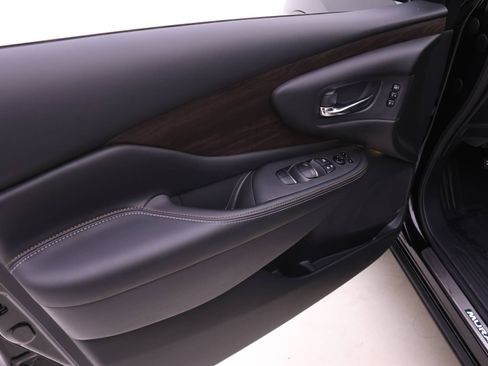 Used 2023 Nissan Murano Platinum w/ Cargo Package image 7