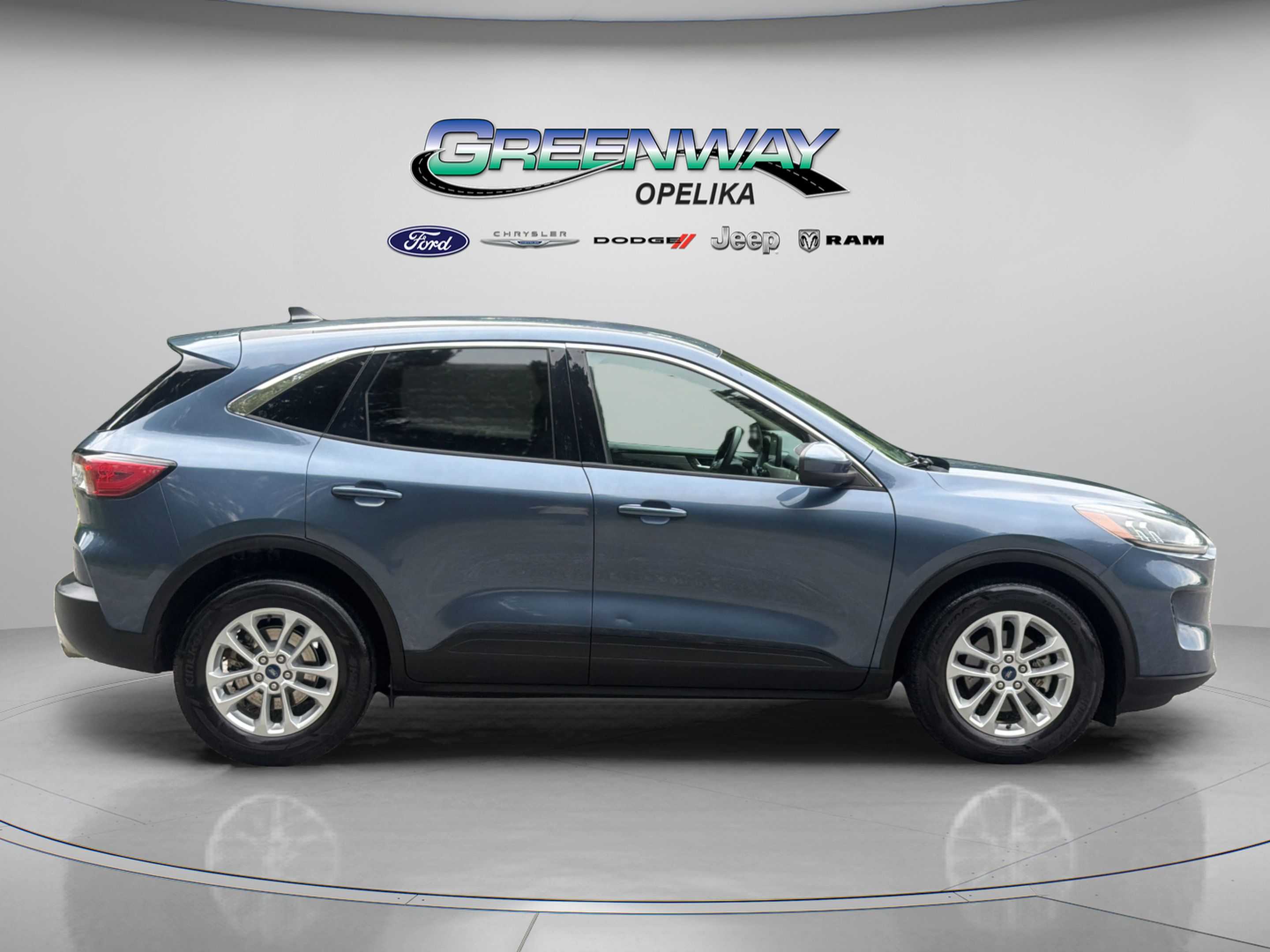 Used 2020 Ford Escape SE FWD image 8