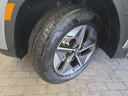 Used 2026 Hyundai Tucson SEL FWD image 31