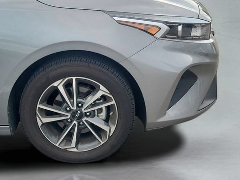 Used 2024 Kia Forte LXS FWD image 12