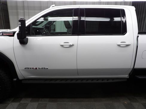 Used 2024 GMC Sierra 2500 AT4 w/ AT4 Premium Plus Package image 47