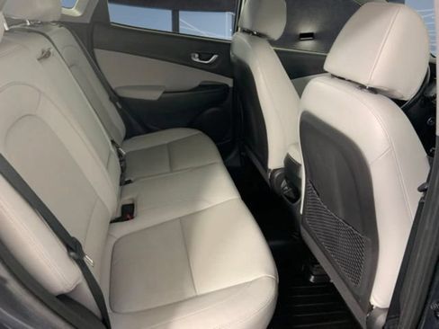 Used 2022 Hyundai Kona Limited AWD/4WD image 13