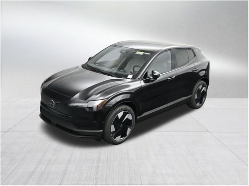 New 2026 Volvo EX30 Ultra w/ Protection Package AWD/4WD image 13